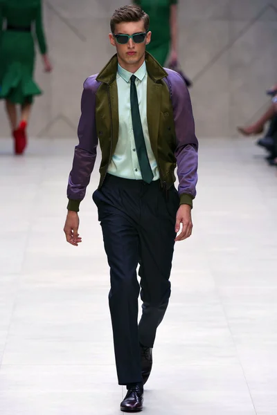 Look 33